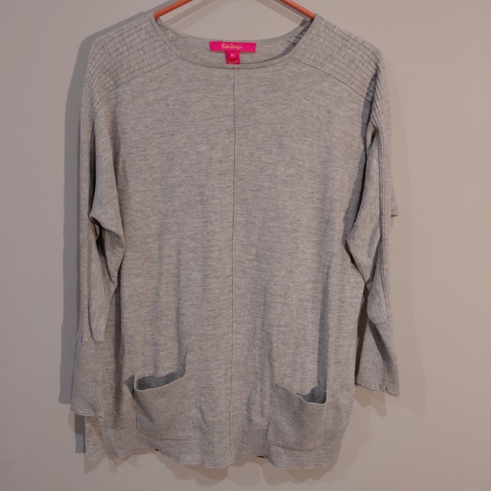 Lilly Pulitzer Light Gray Women's Sweatshirt